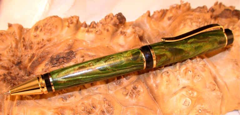 Peridot Mill Burl pen sample